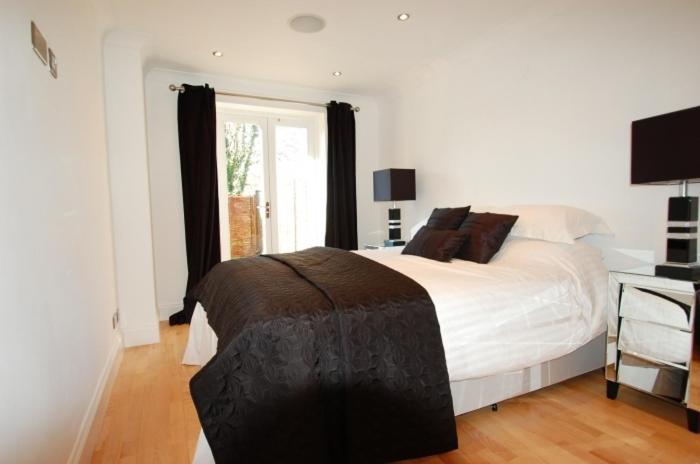 Parks Serviced Apartments ハートフォード 部屋 写真